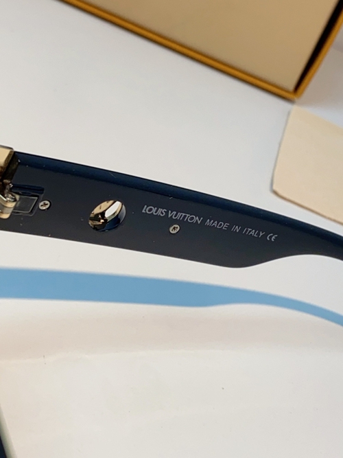 ルイヴィトンサングラス着用イメージ